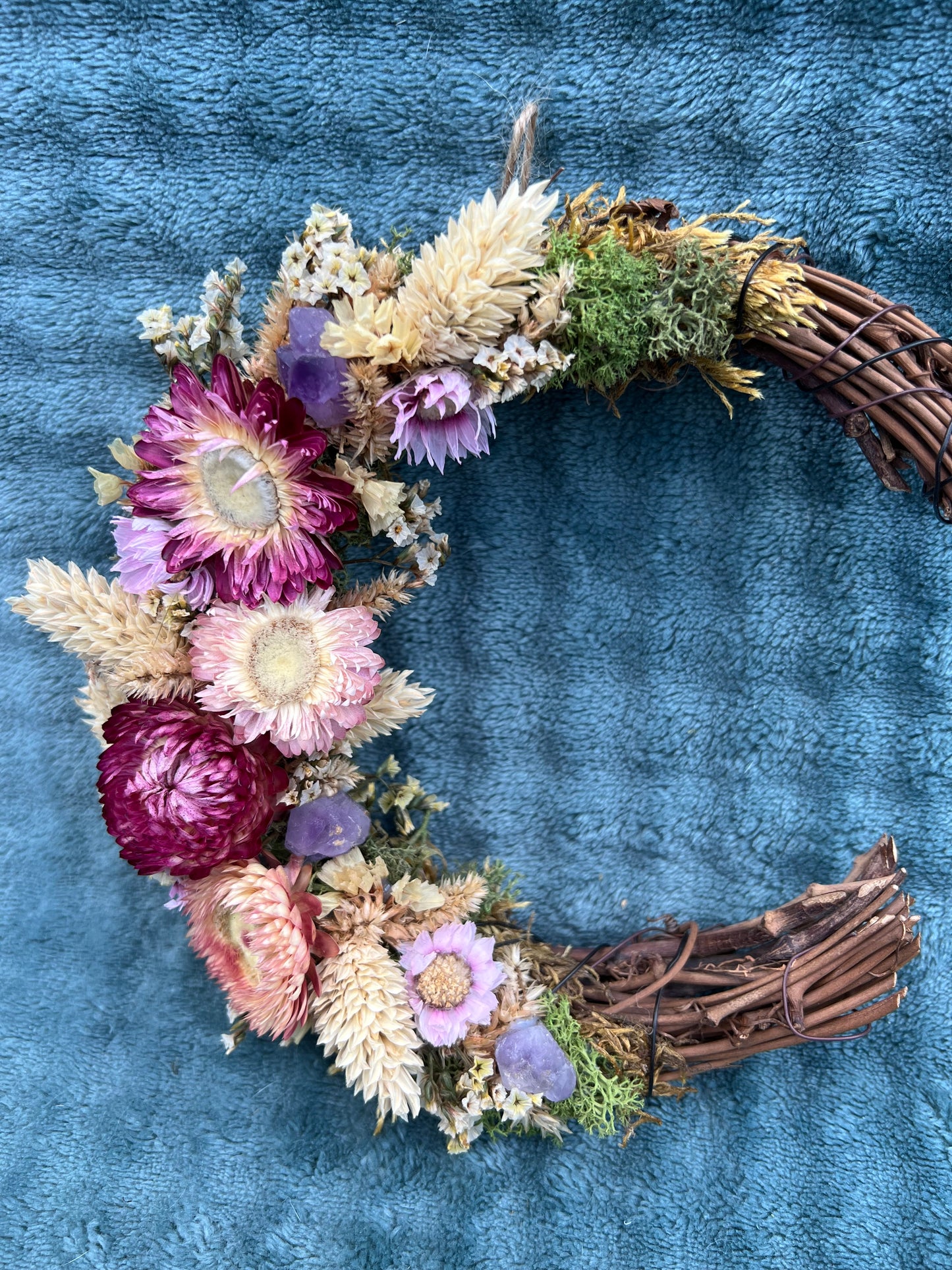 Mondkranz mit Blumen