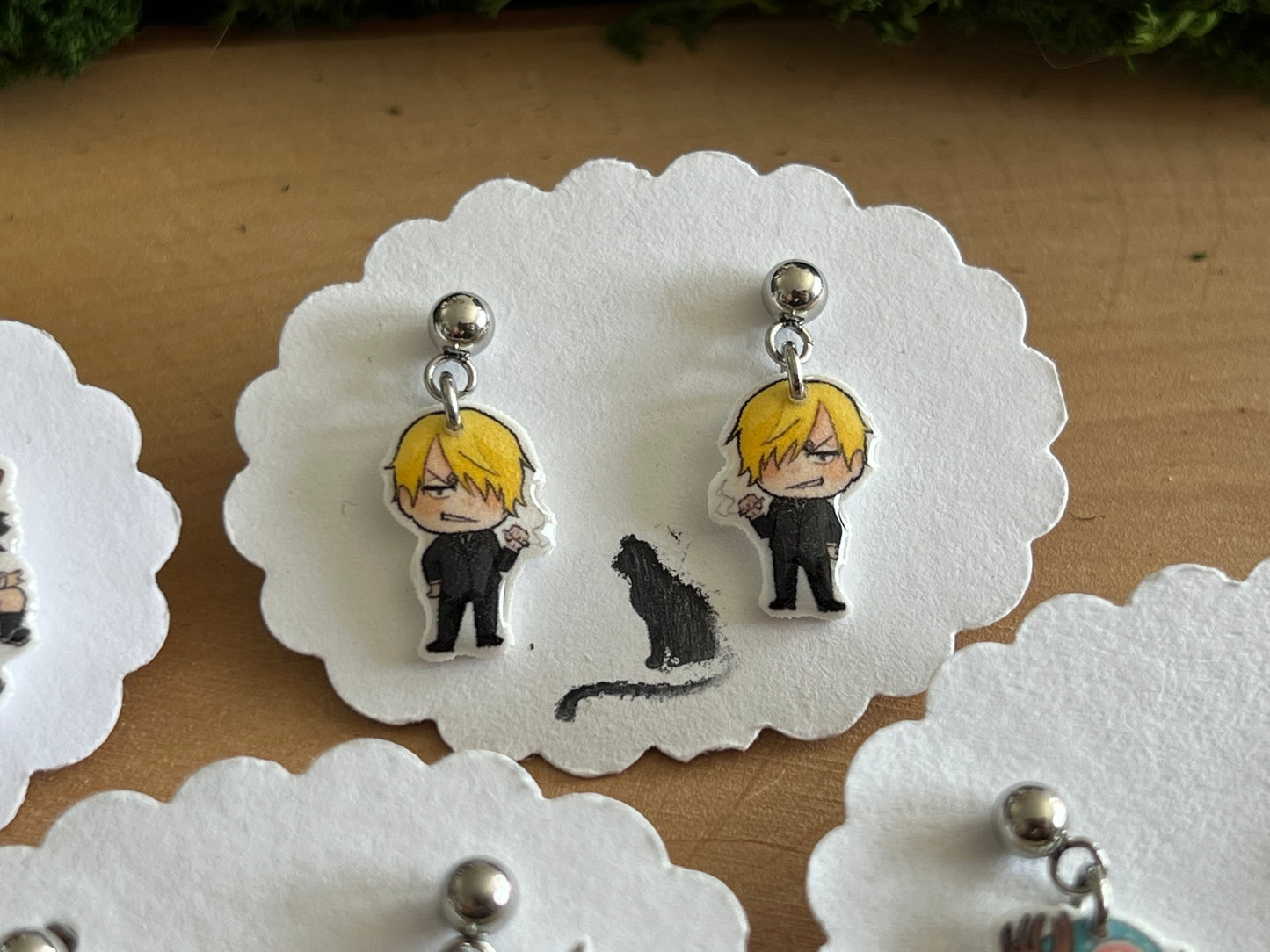 One Piece Charakter Ohrstecker hängend