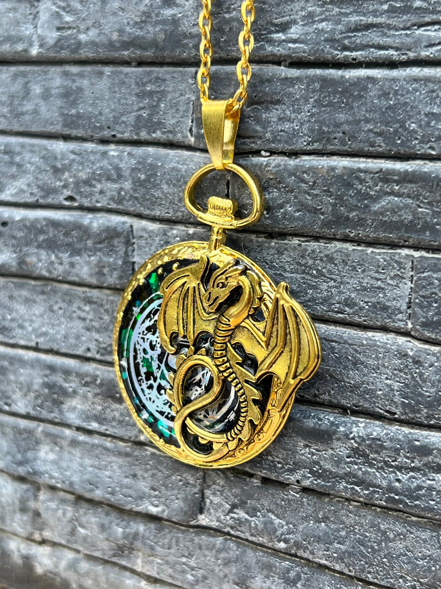 Drachen Halskette mit Magical Circle Gold