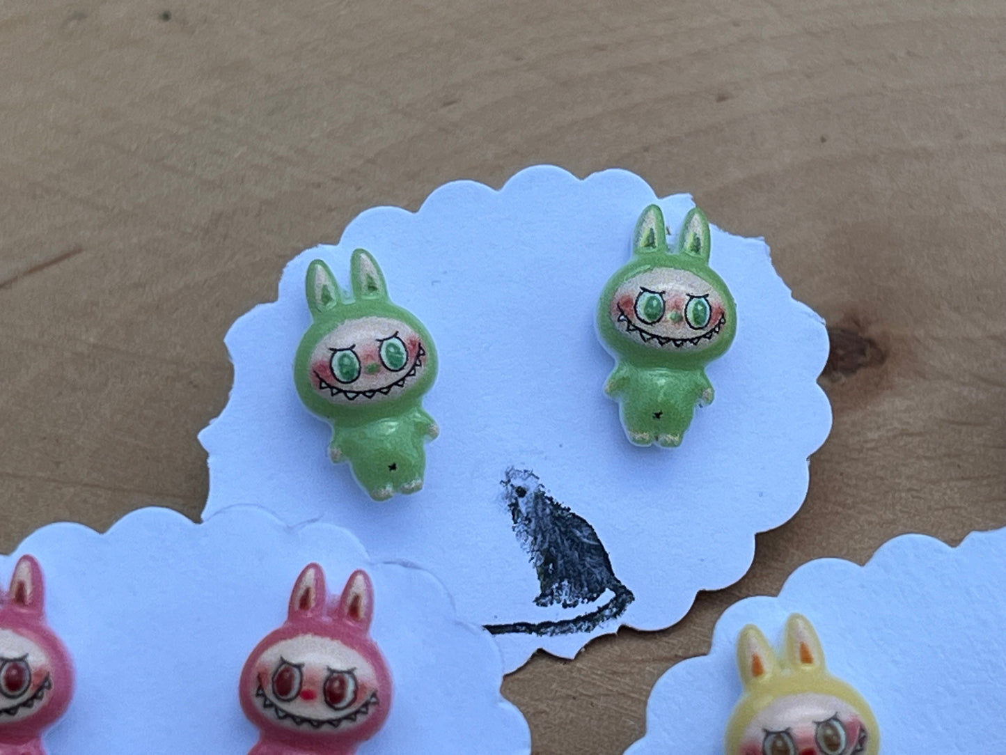 Labubu Ohrstecker