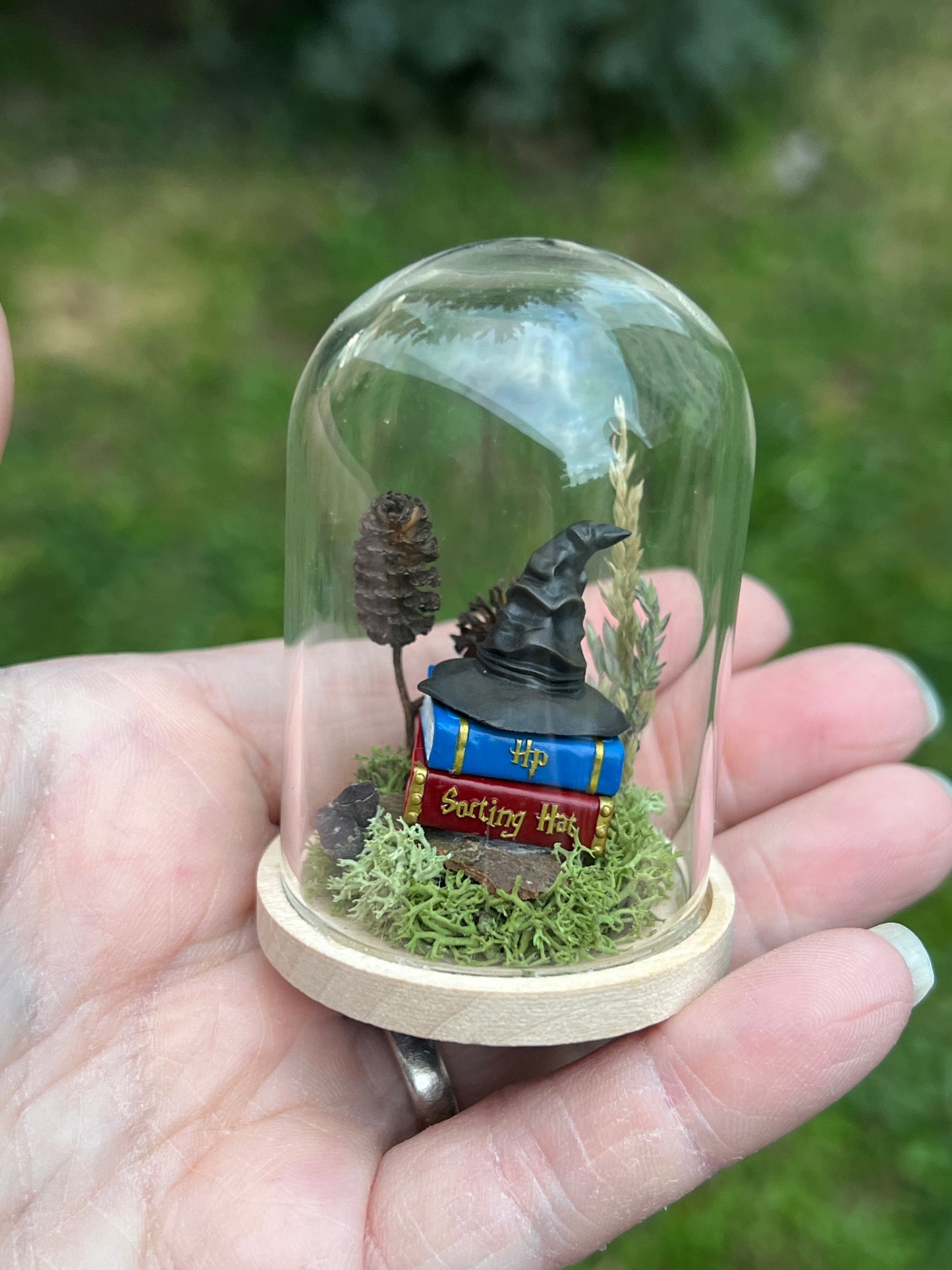 MiniMiniWelt mit sprechendem Hut