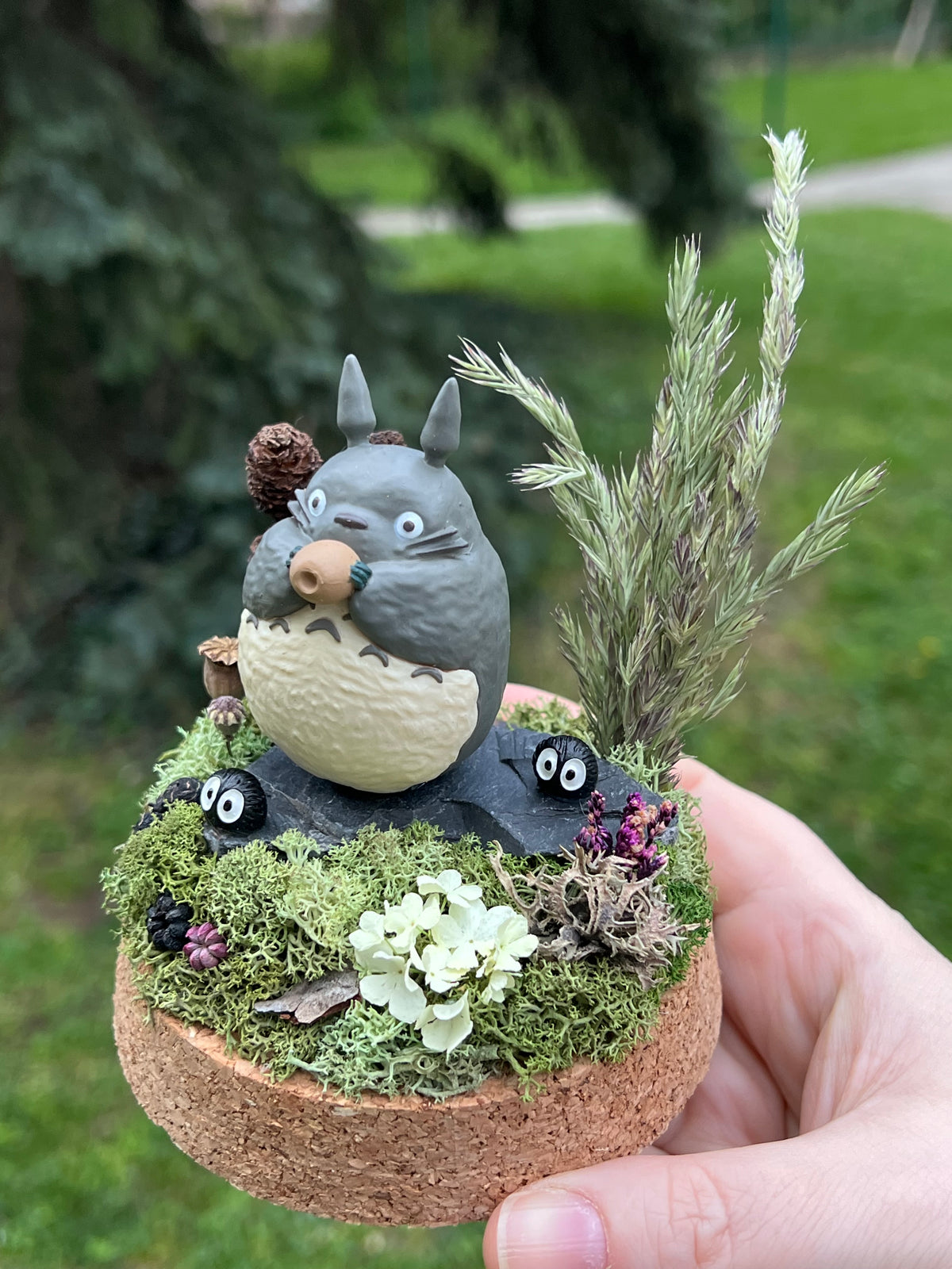 Totoro Miniaturwelt mit Rußmännchen