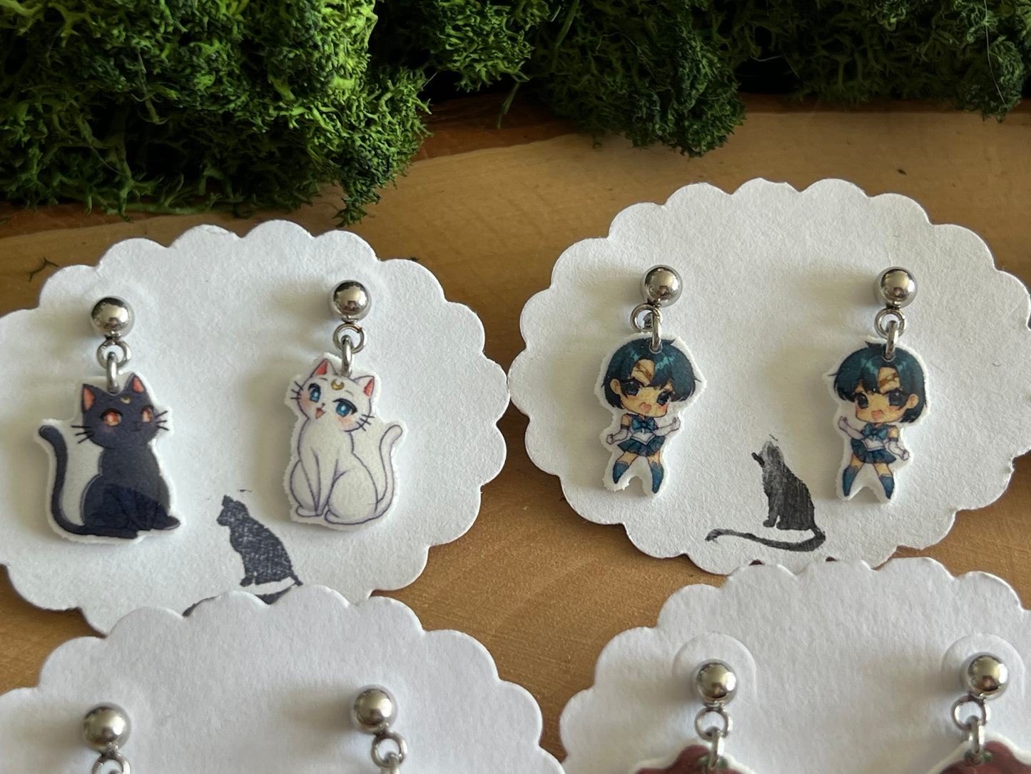 Sailor Moon Charakter Ohrstecker hängend