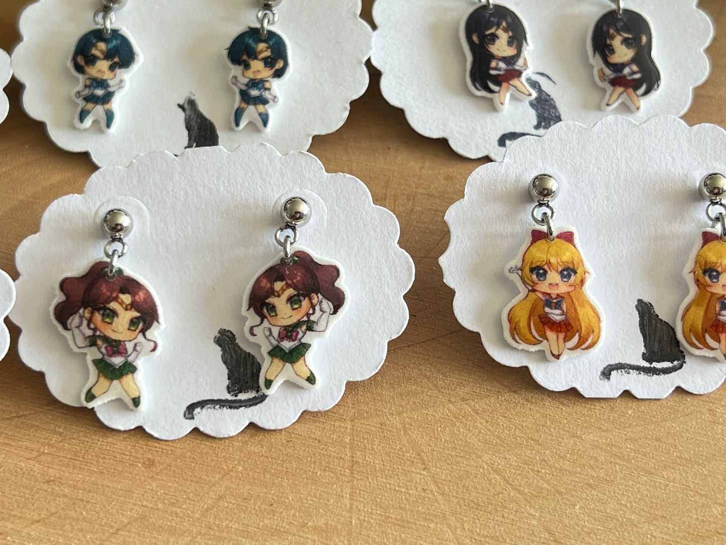 Sailor Moon Charakter Ohrstecker hängend