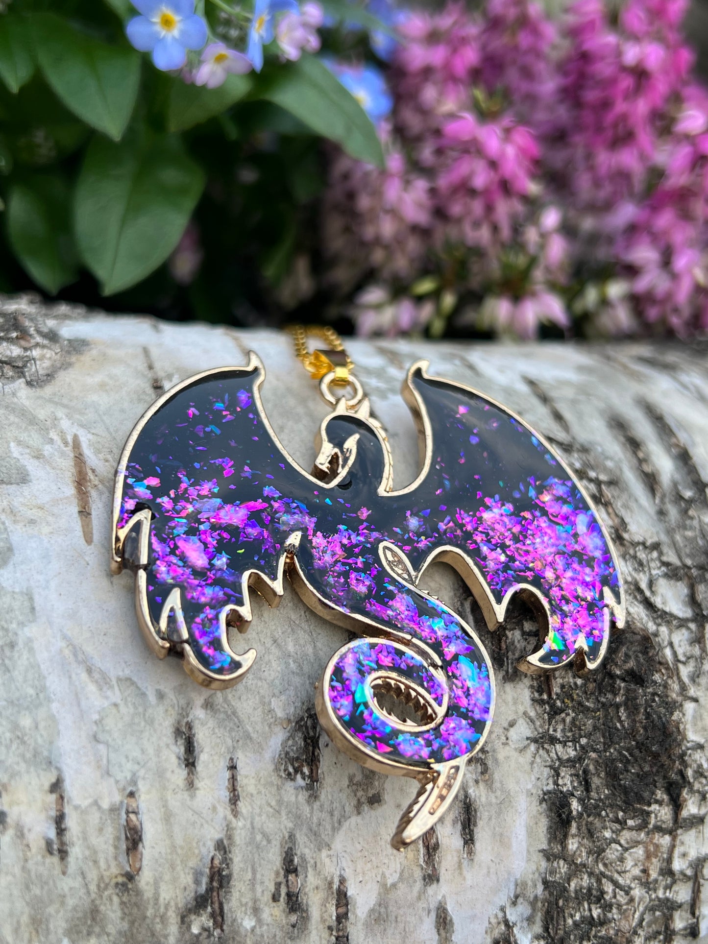 Drachen Halskette pink/violett schimmer Gold