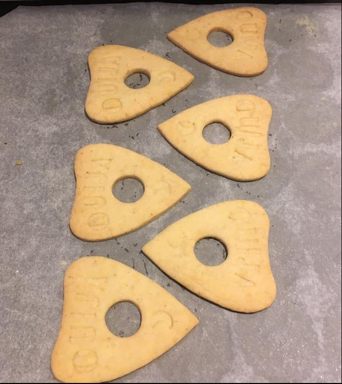 Quija Planchette Keksausstecher