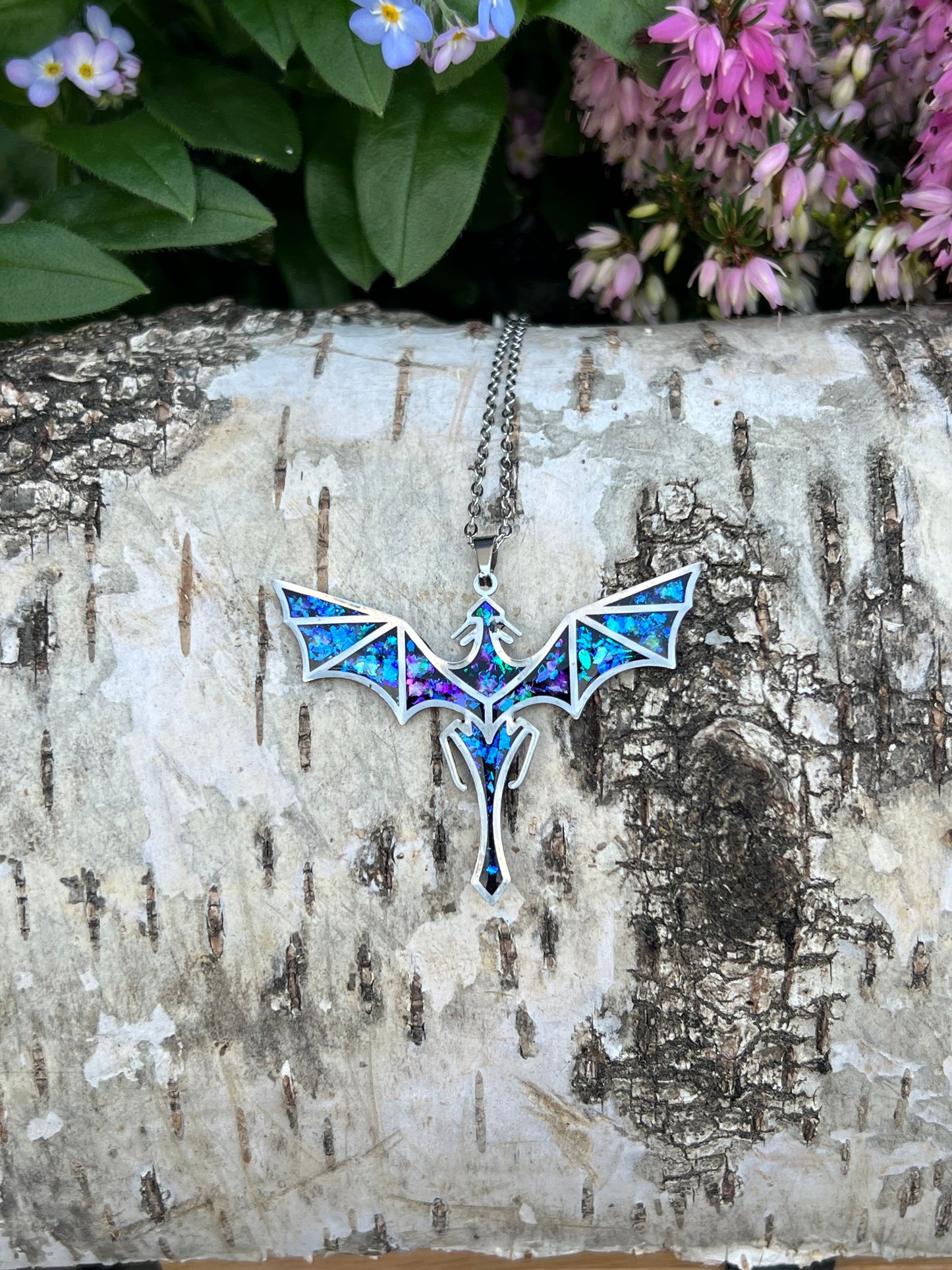 Drachen Halskette blau/lila schimmernd Silber