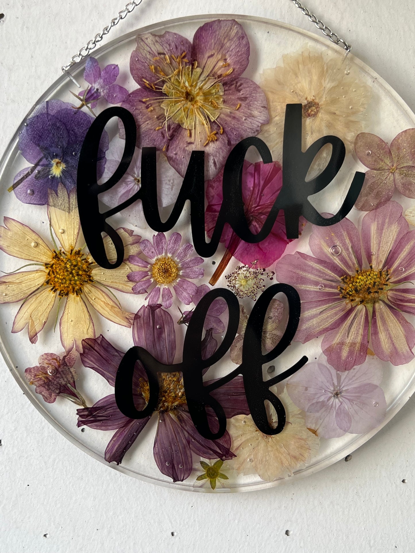 "Fuck off" Wandbild mit vielen Blumen