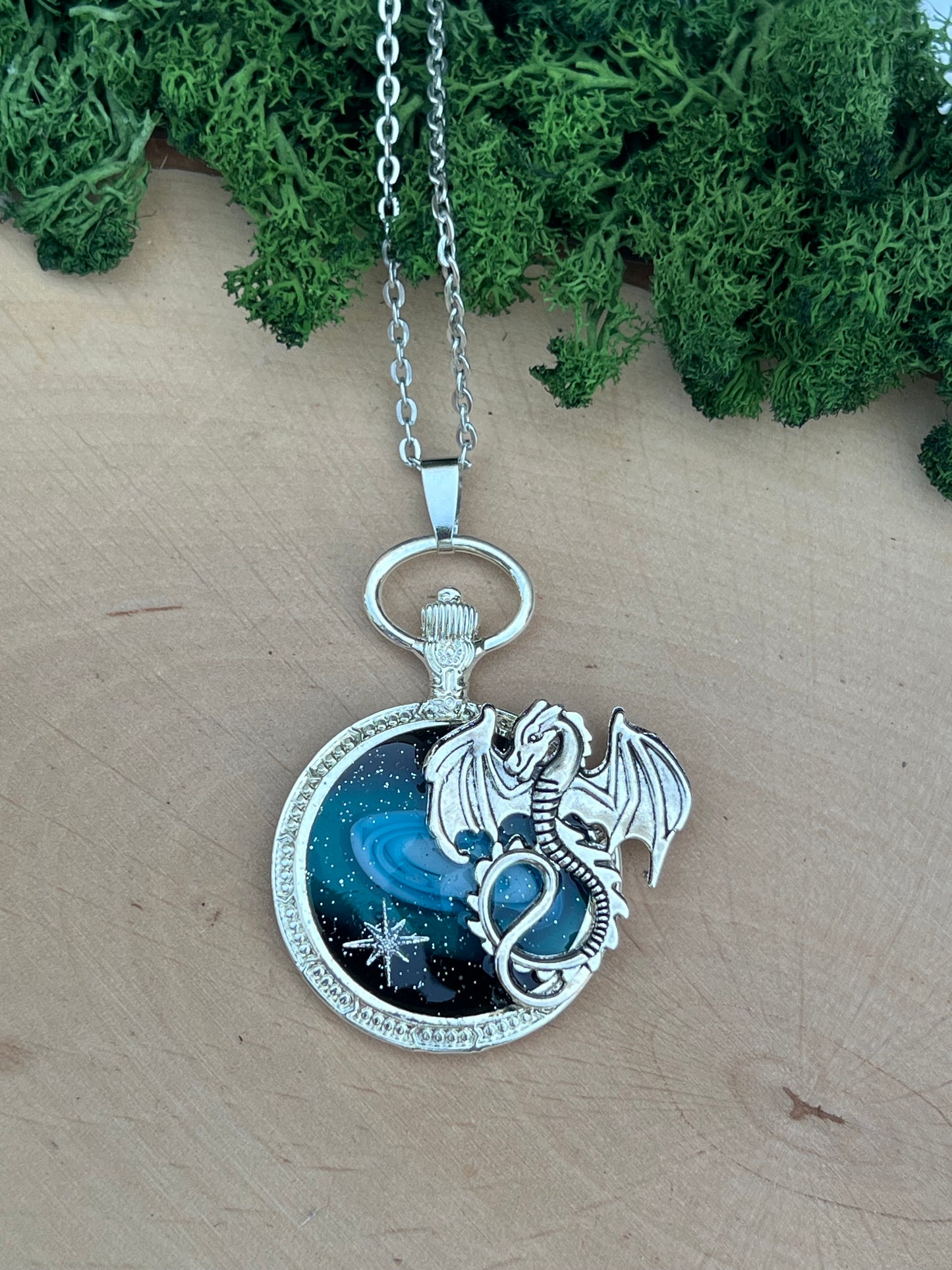 Galaxie Halskette mit Drache Silber