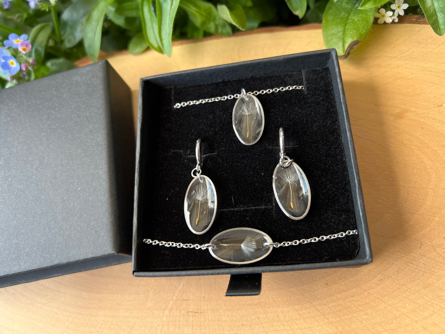 Schmuckset in Schachtel mit Pusteblumen/Löwenzahnsamen - Silber