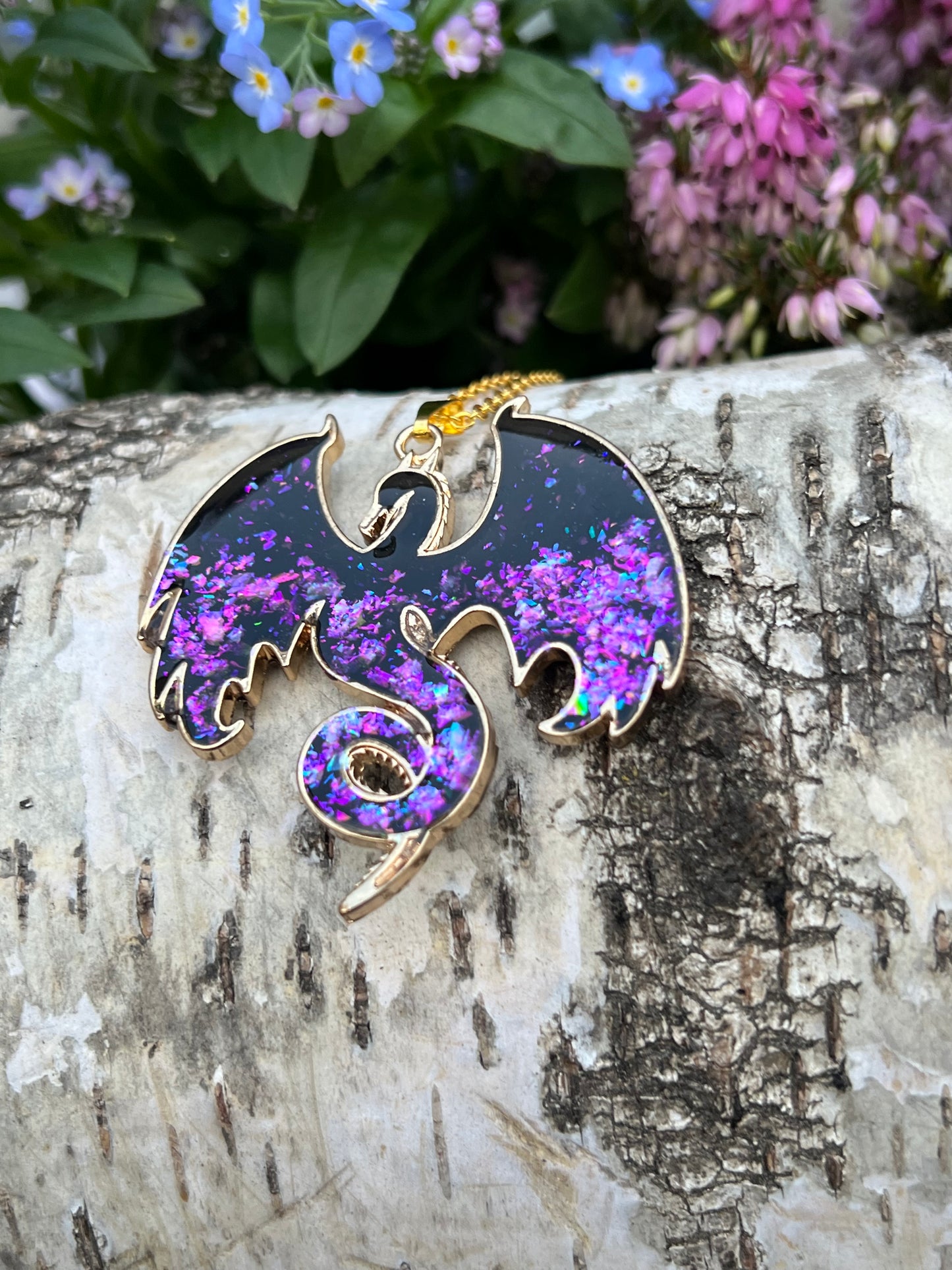 Drachen Halskette pink/violett schimmer Gold