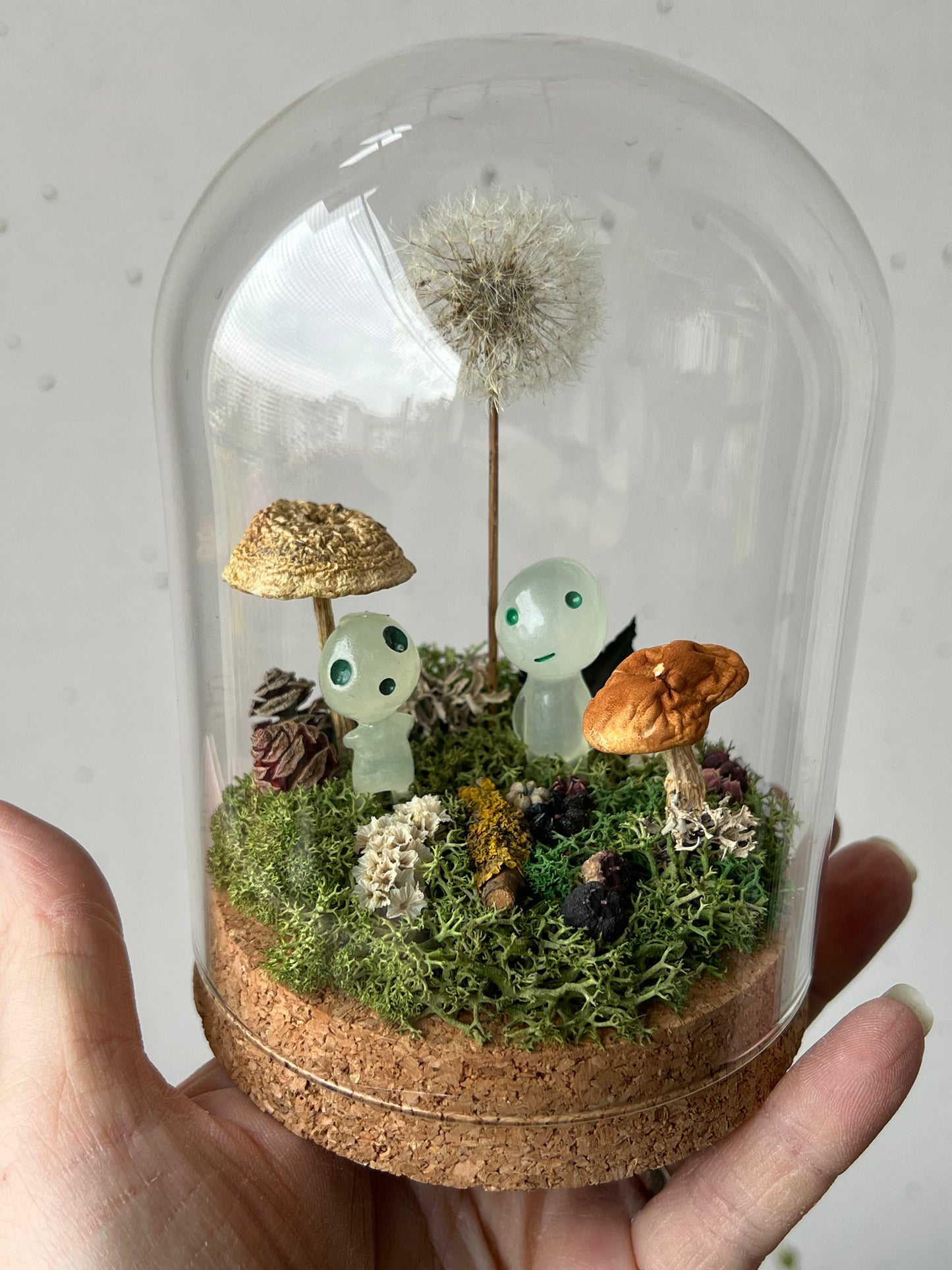 Miniaturwelt mit Waldgeistern, Pusteblume & Pilzen