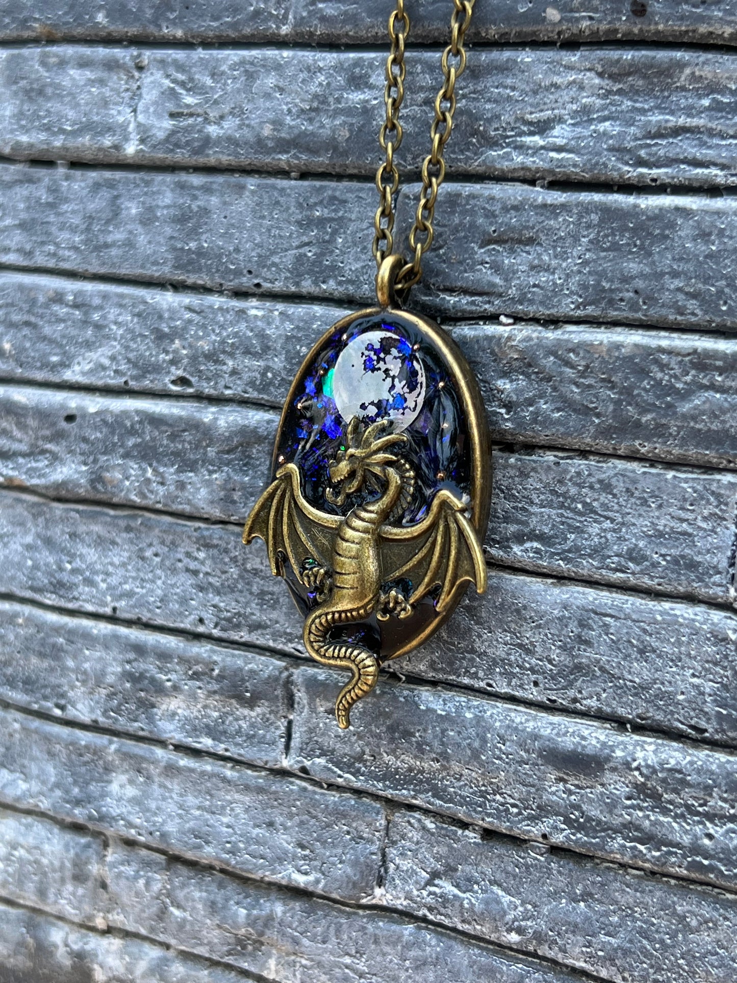 Drachen Halskette mit Mond Bronze