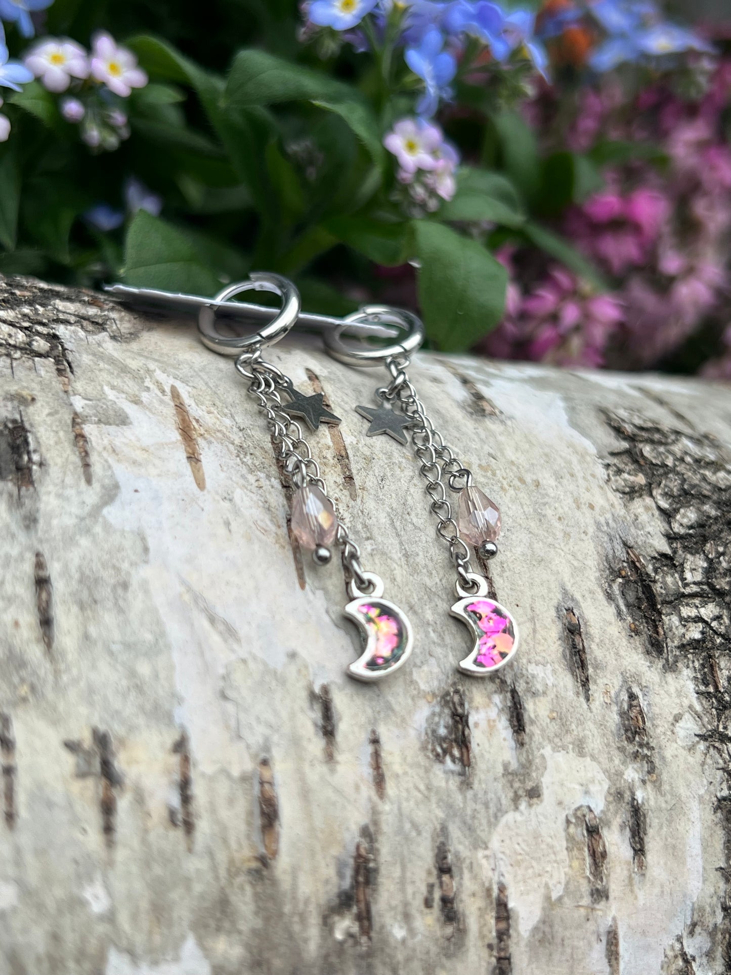 Mond Ohrringe mit Charms & Perlen Silber