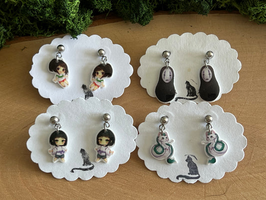 Chihiros Reise ins Wunderland Charakter Ohrstecker hängend