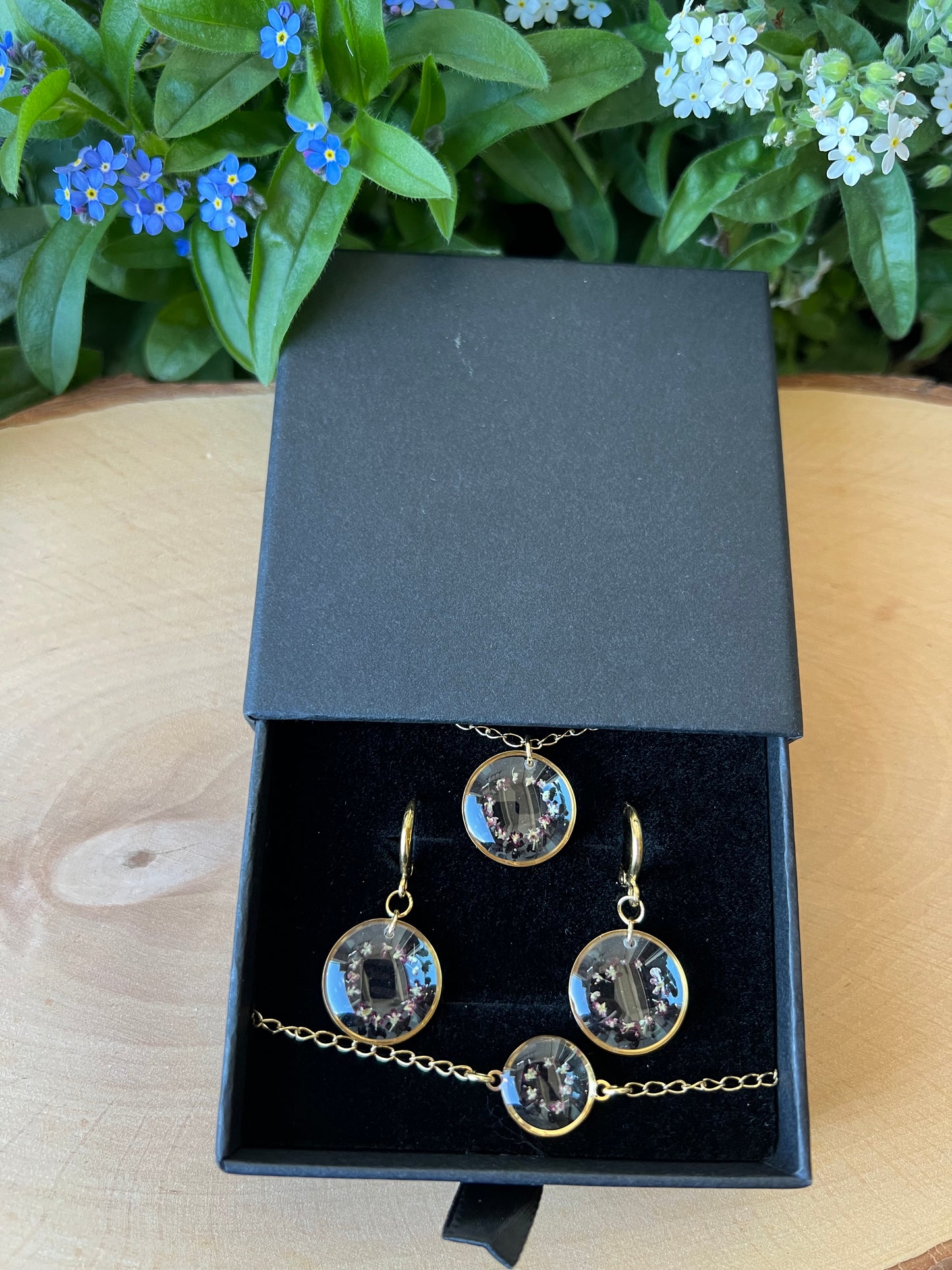 Schmuckset in Schachtel mit Queen Anne rot - Gold