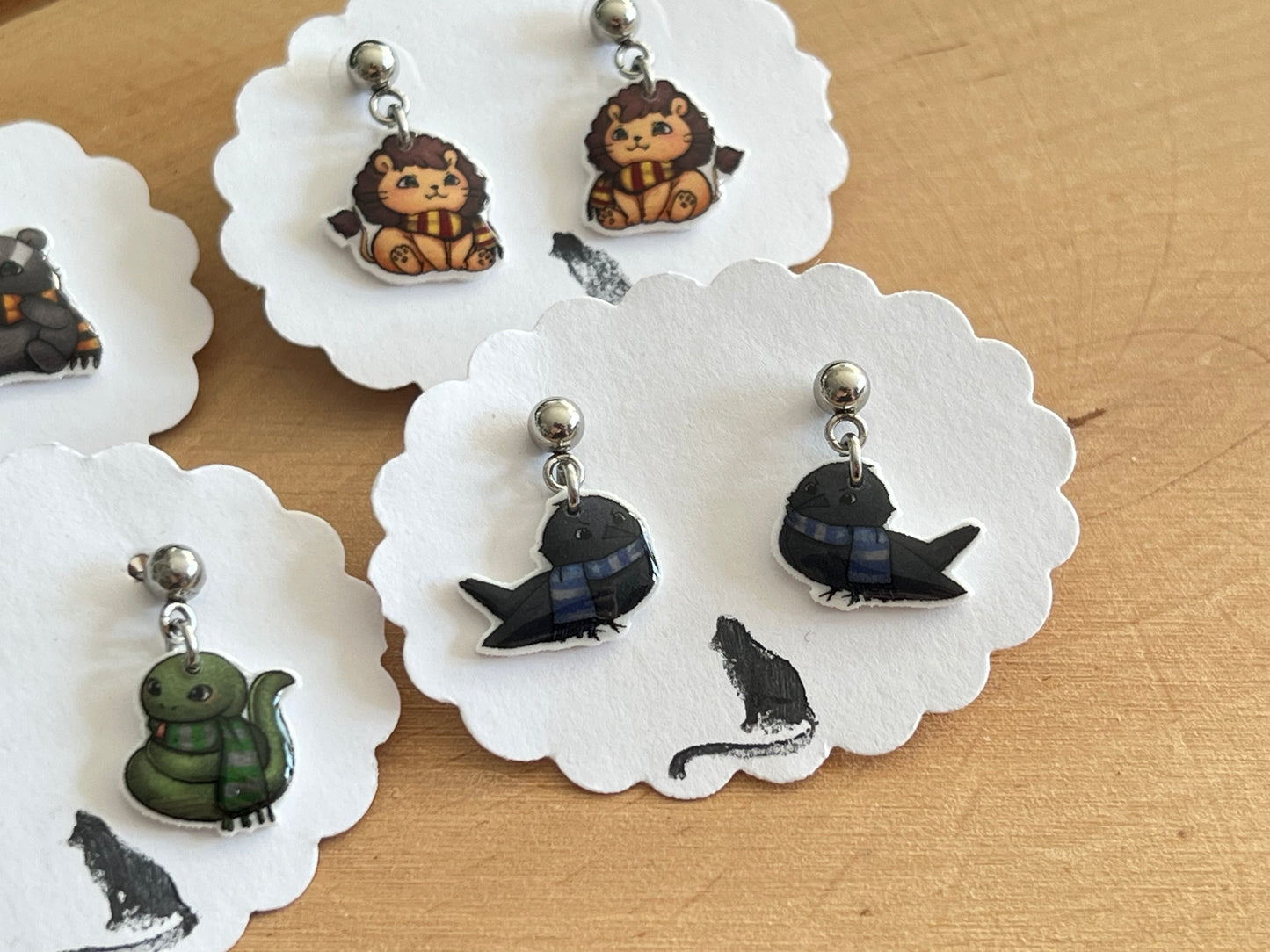Harry Potter/Hogwarts Tier Ohrstecker hängend