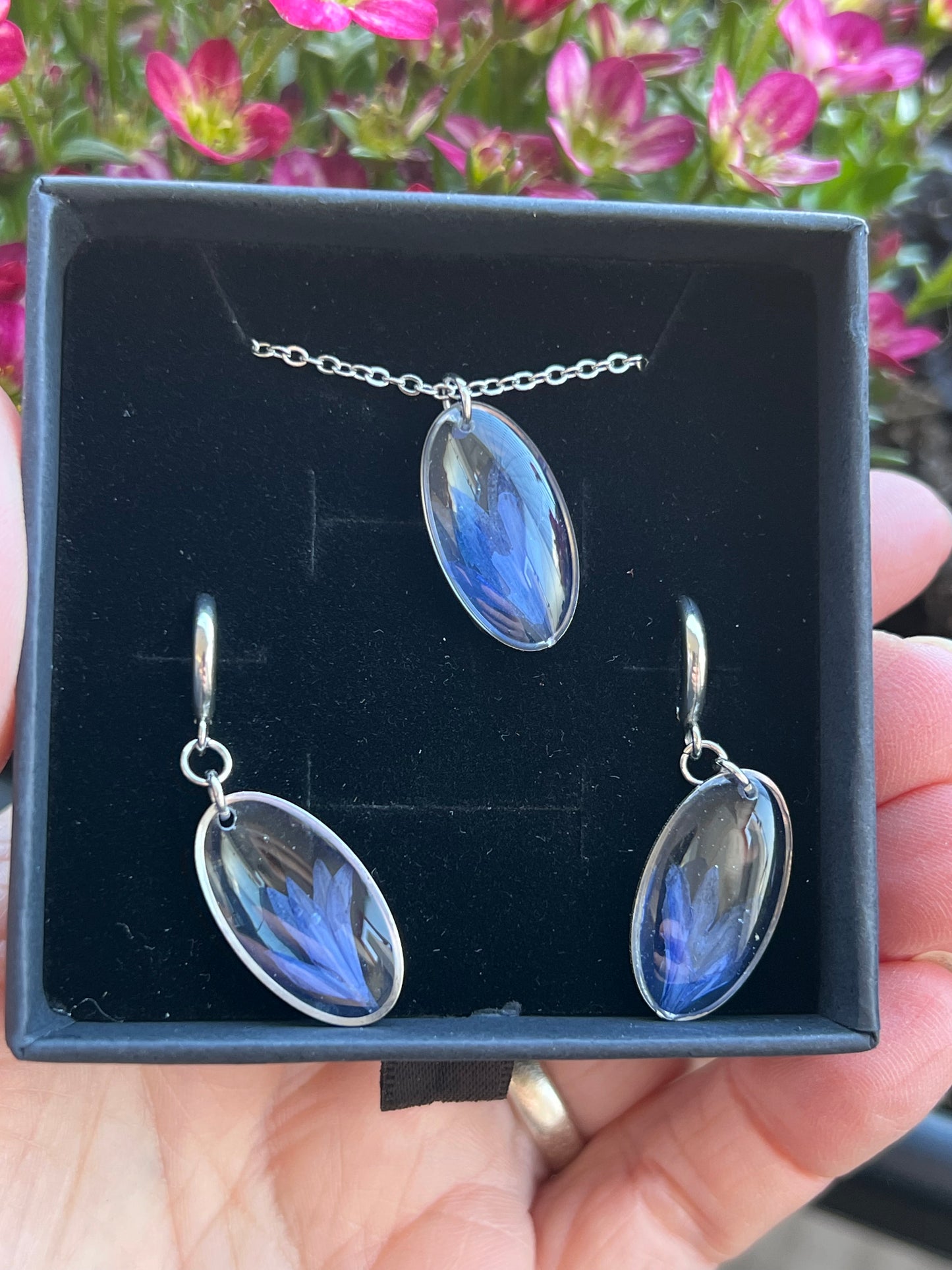 Schmuckset in Schachtel mit Kornblume - Silber