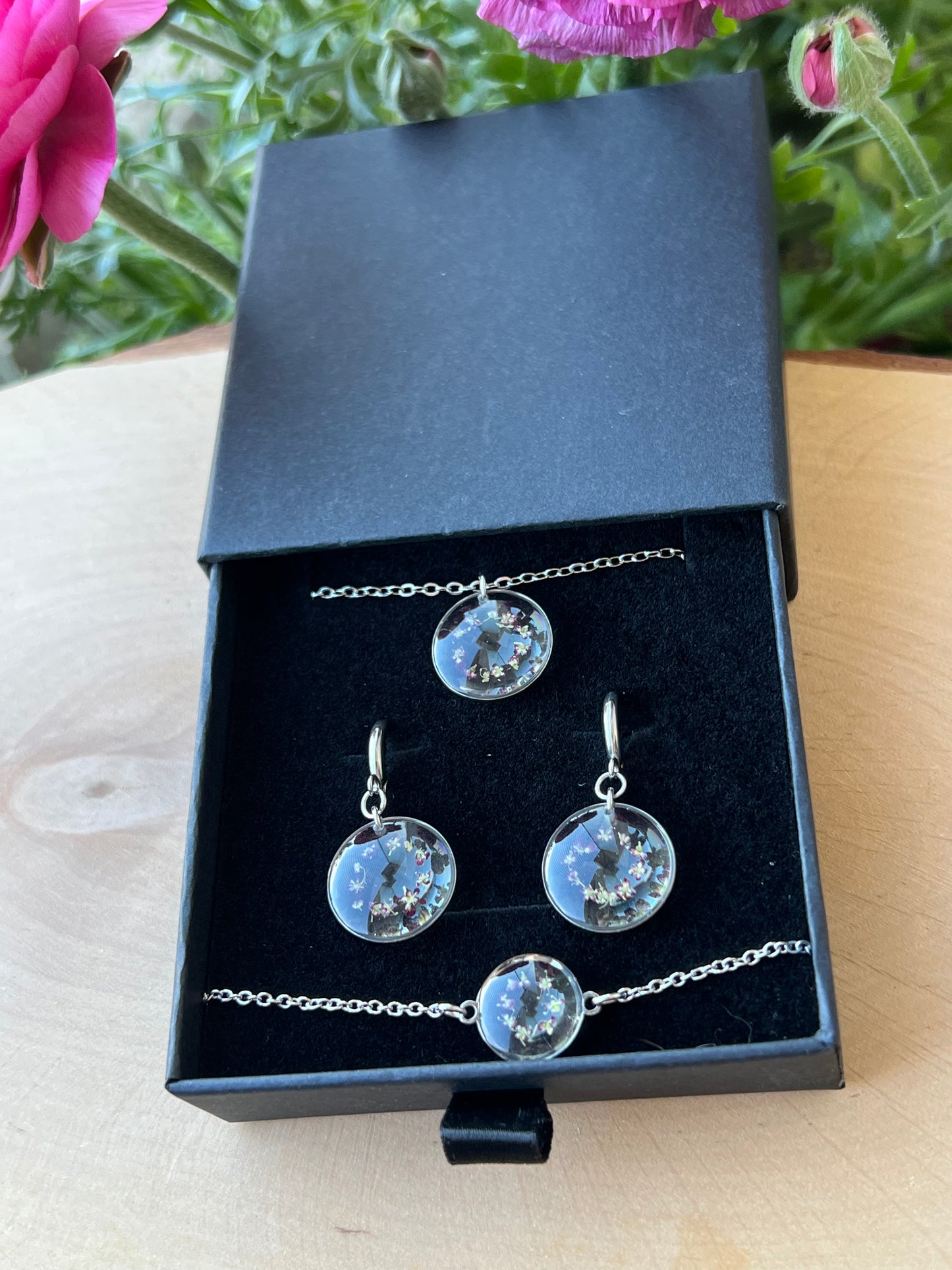 Schmuckset in Schachtel mit Queen Anne rot - Silber