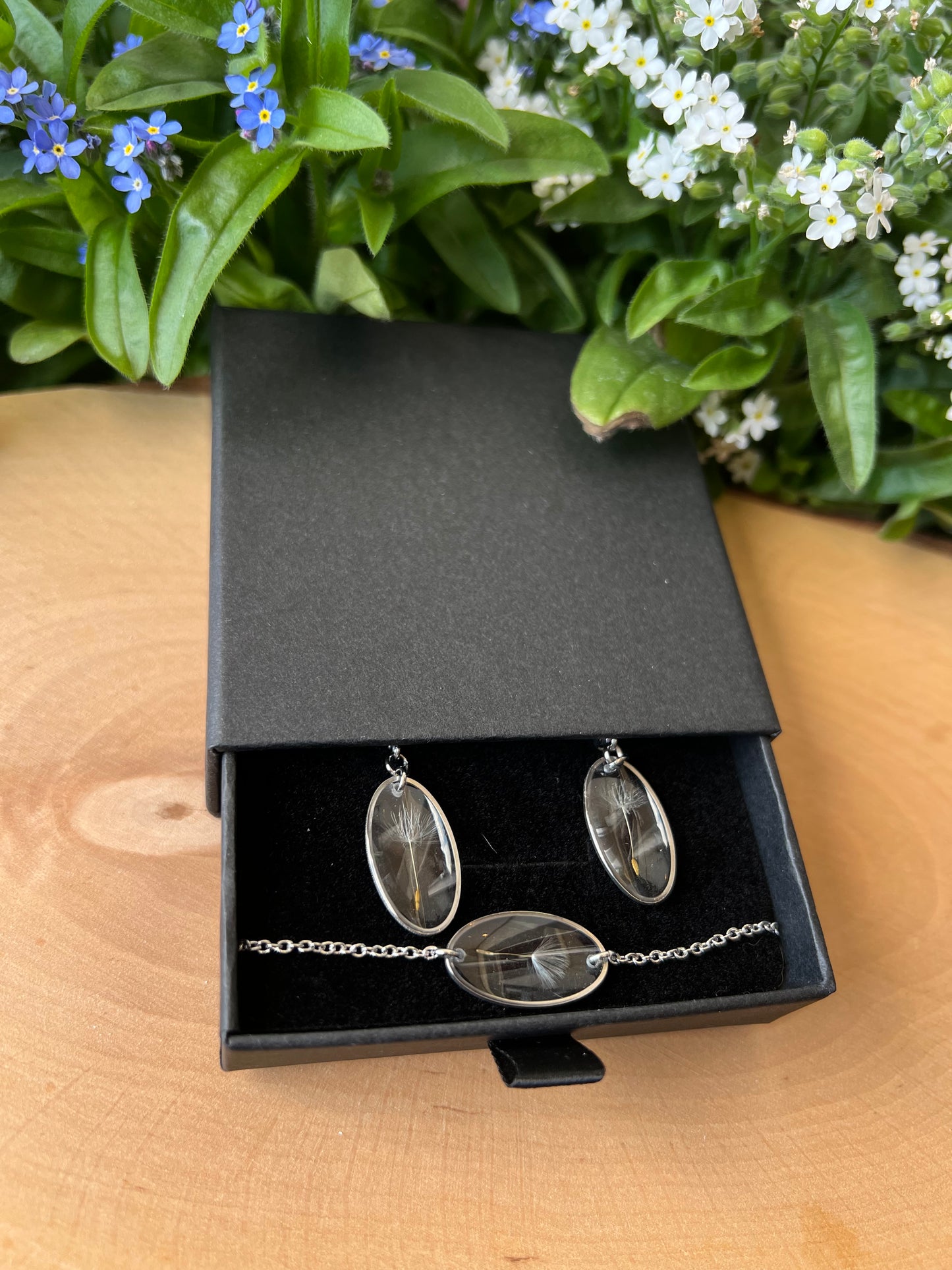 Schmuckset in Schachtel mit Pusteblumen/Löwenzahnsamen - Silber
