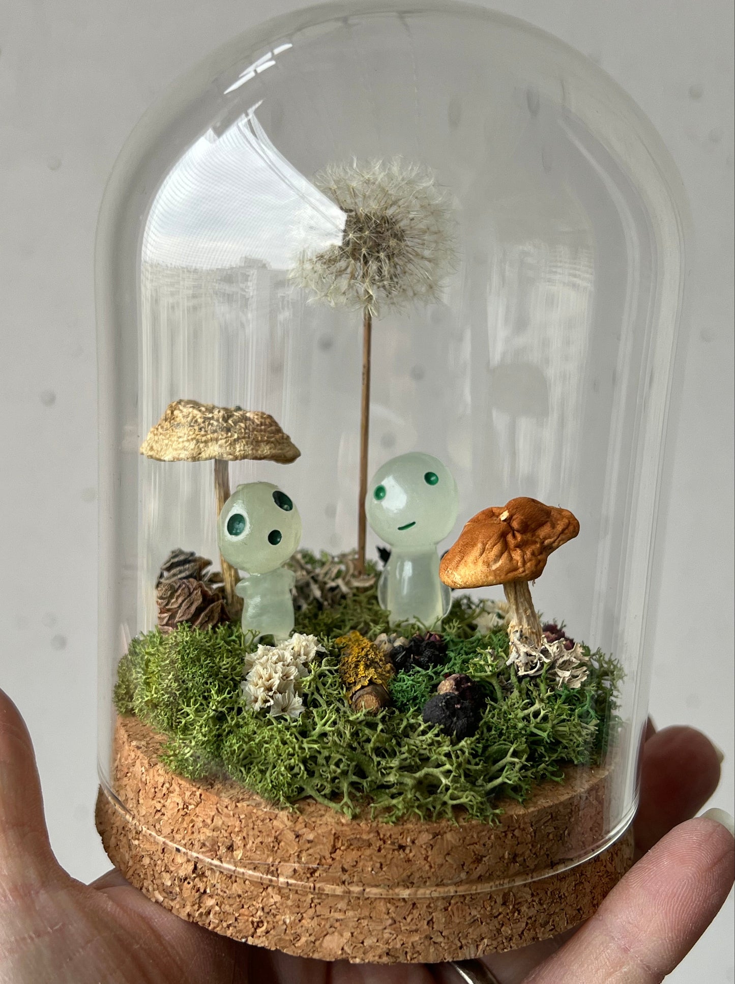Miniaturwelt mit Waldgeistern, Pusteblume & Pilzen