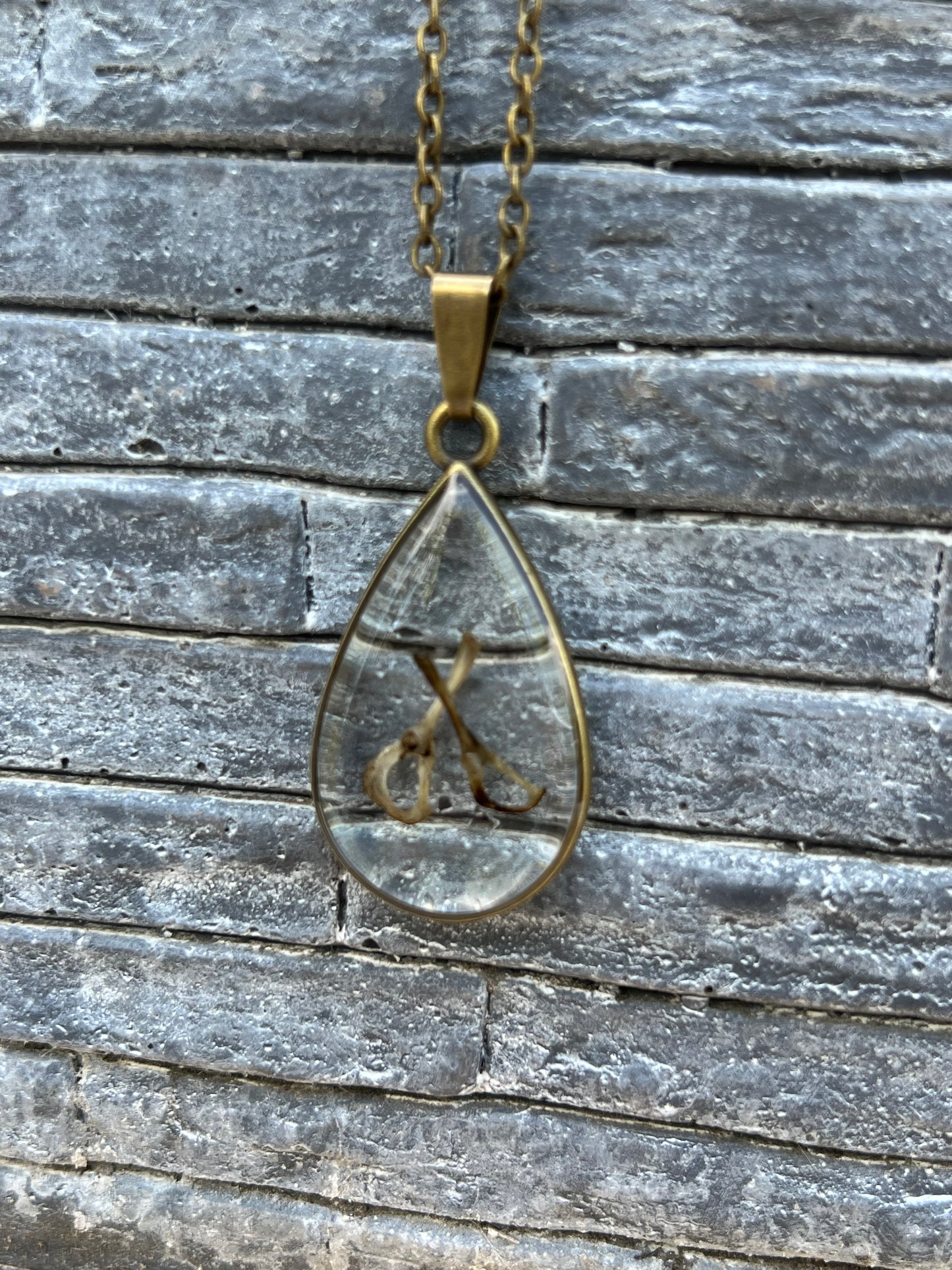 Halskette mit Mausknochen Bronze 100% Unikat