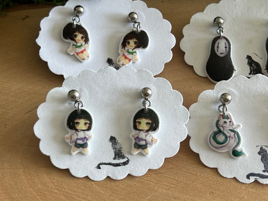 Chihiros Reise ins Wunderland Charakter Ohrstecker hängend