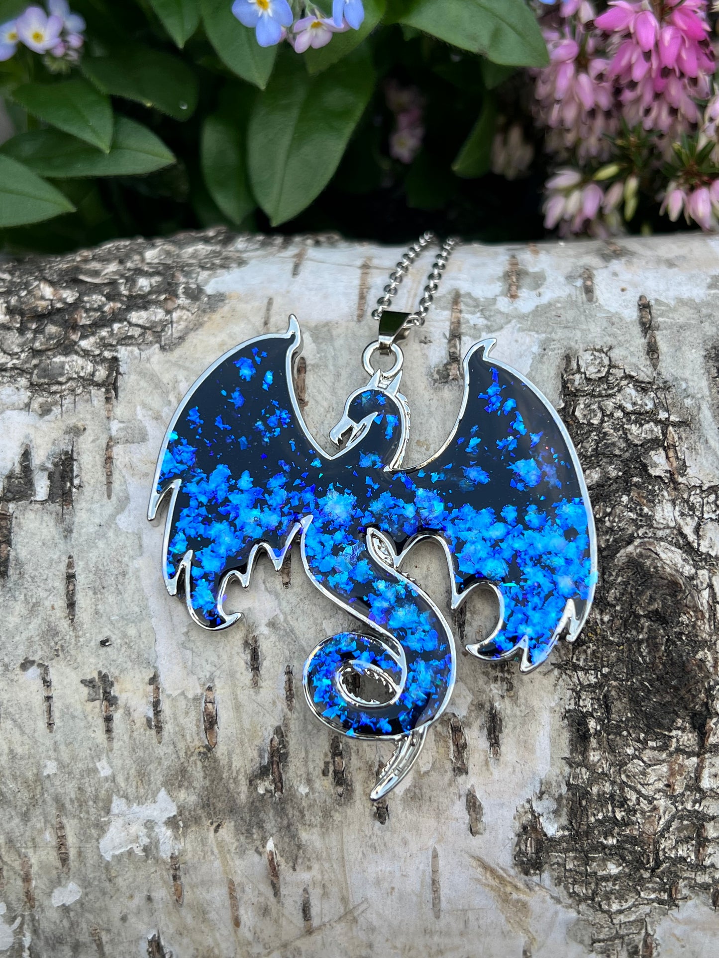 Drachen Halskette blau/lila schimmer Silber