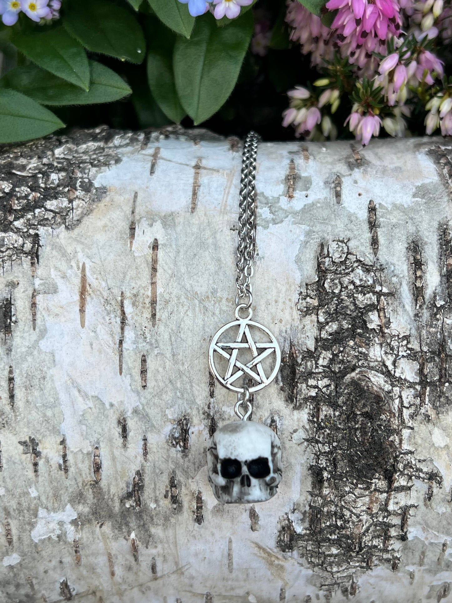 Menschenschädel Halskette mit Pentagramm Silber