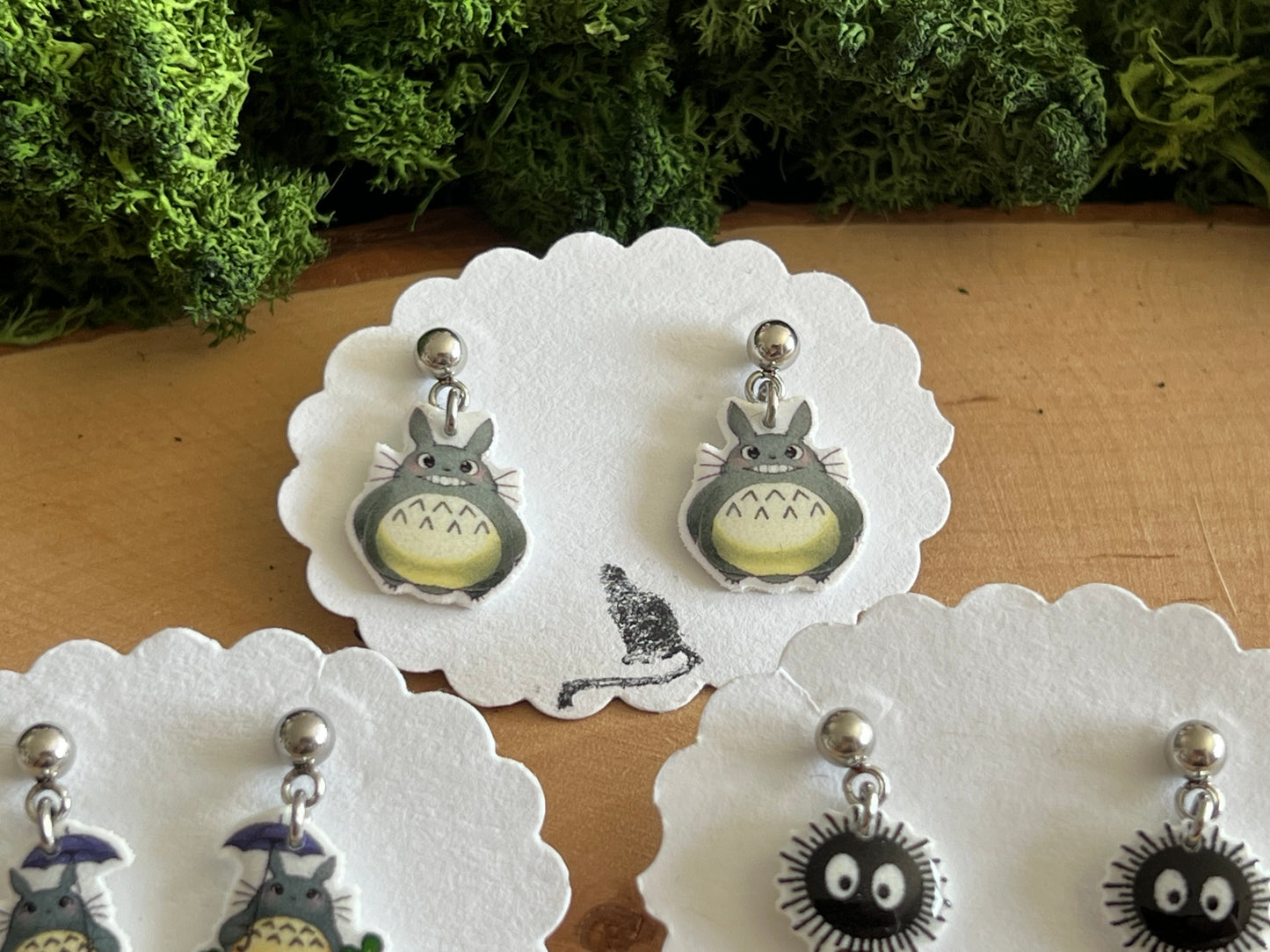 Totoro & Rußmännchen Ohrstecker hängend